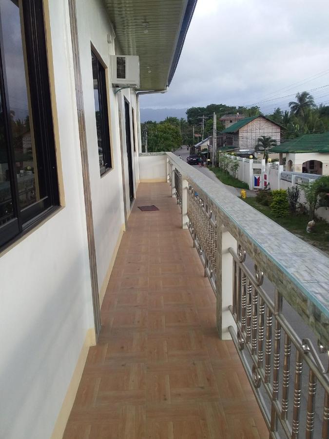 Rosita'S Cottages By The Road Moalboal Buitenkant foto